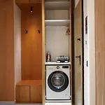 Urban Chill Apartment *