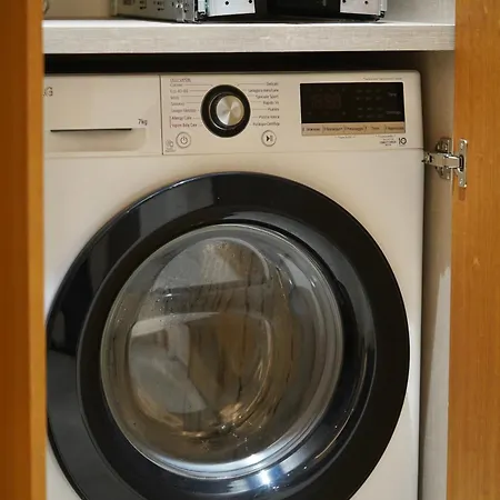 Urban Chill 티라나